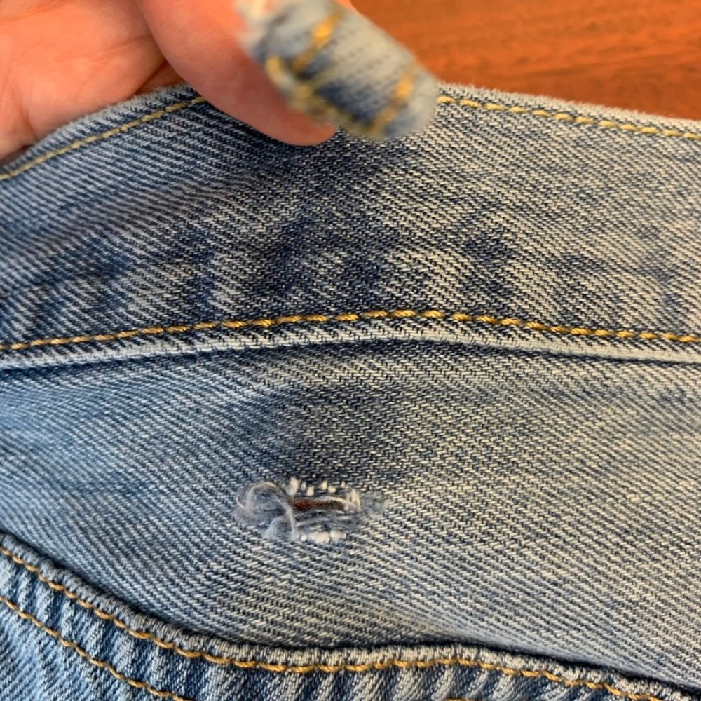 Vintage 501 Men's Levi's High Waisted Mom Jeans - Picture 6 of 8